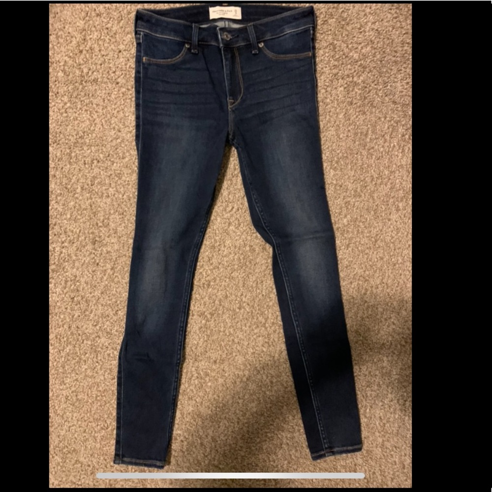 Abercrombie & Fitch skinny jean size 25